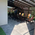 Lux Apartmanhaz Paloznak