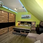 Lux Apartmanhaz Daire