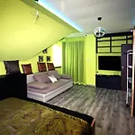 Lux Apartmanhaz Apartment Paloznak