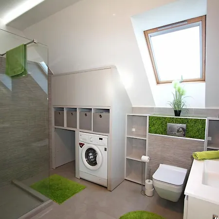 아파트 Lux Apartmanhaz *