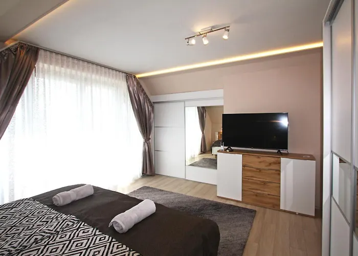 Apartament Lux Apartmanhaz *
