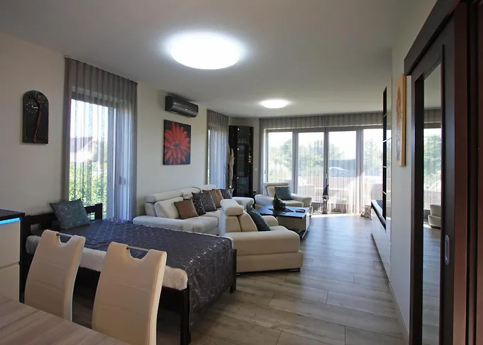 Apartament Lux Apartmanhaz Paloznak