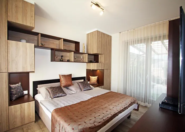 Apartament Lux Apartmanhaz