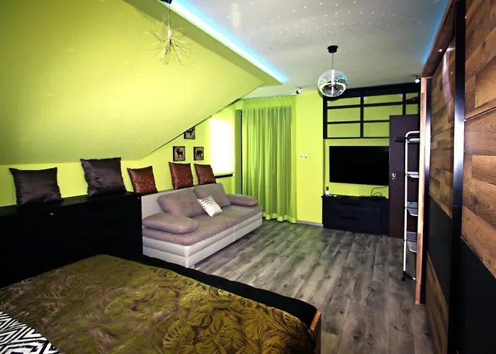 Lux Apartmanhaz Apartament Paloznak