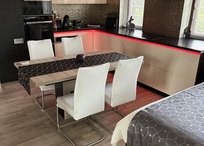 Lux Apartmanhaz Paloznak